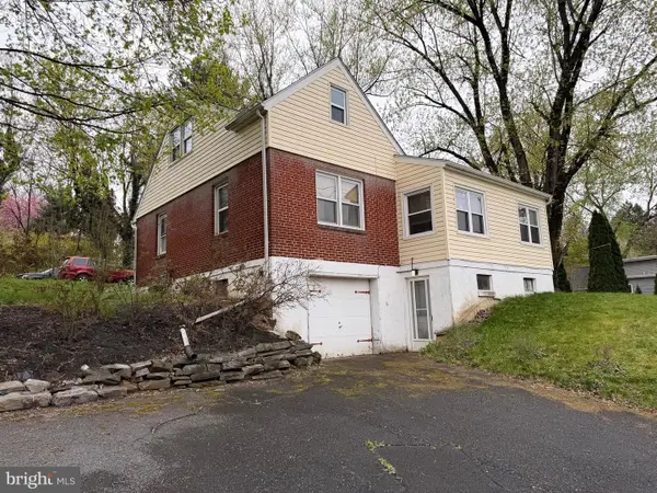 4931 Chambers Hill Rd, HARRISBURG, PA 17111