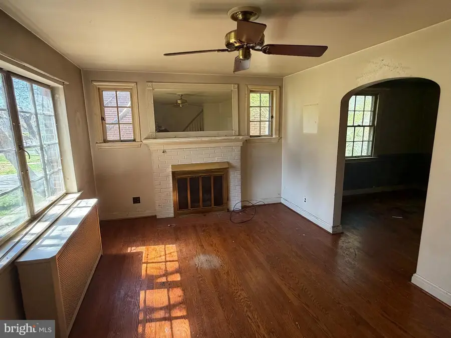 3828 Brisban St, Harrisburg, PA 17111 - #3