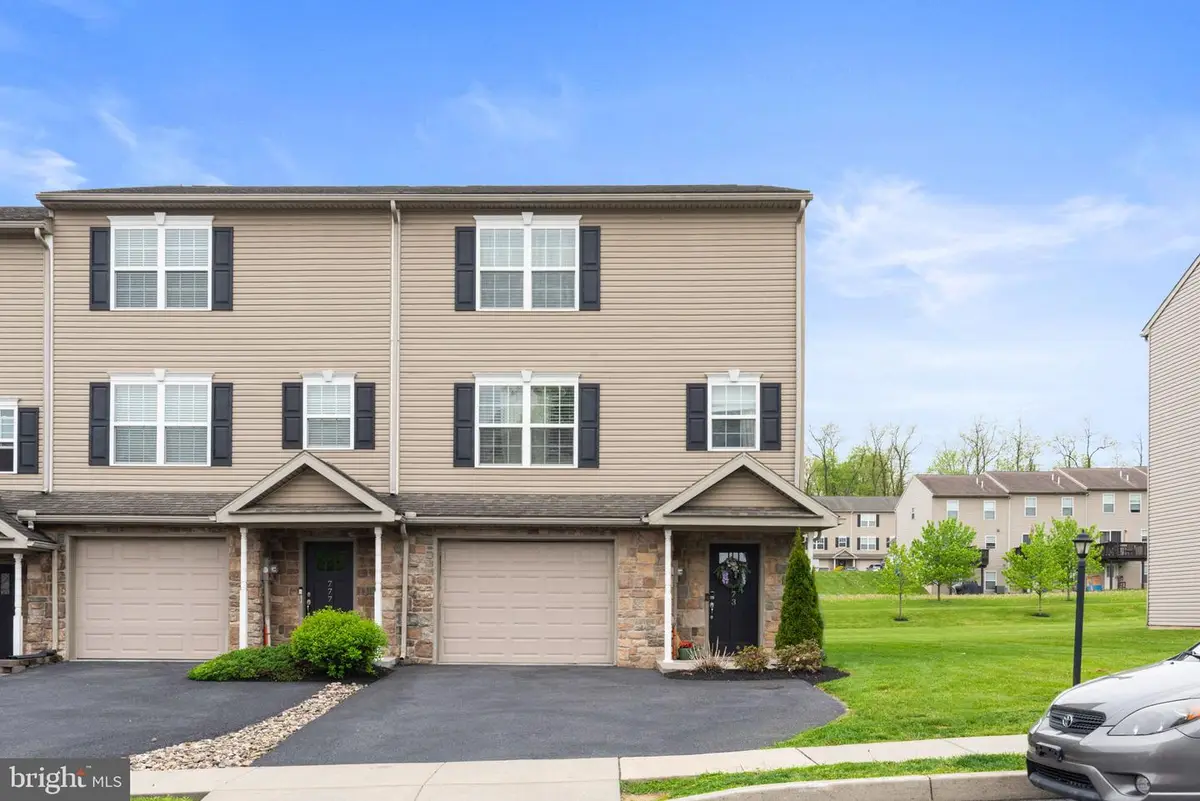 773 S 82nd St, Harrisburg, PA 17111 - #1