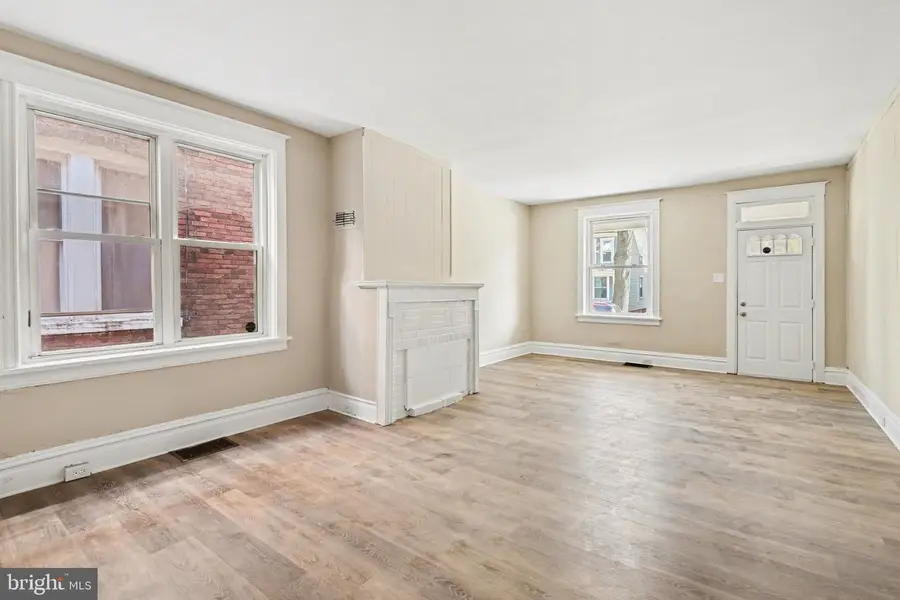 1814 Boas St, Harrisburg, PA 17103 - #3