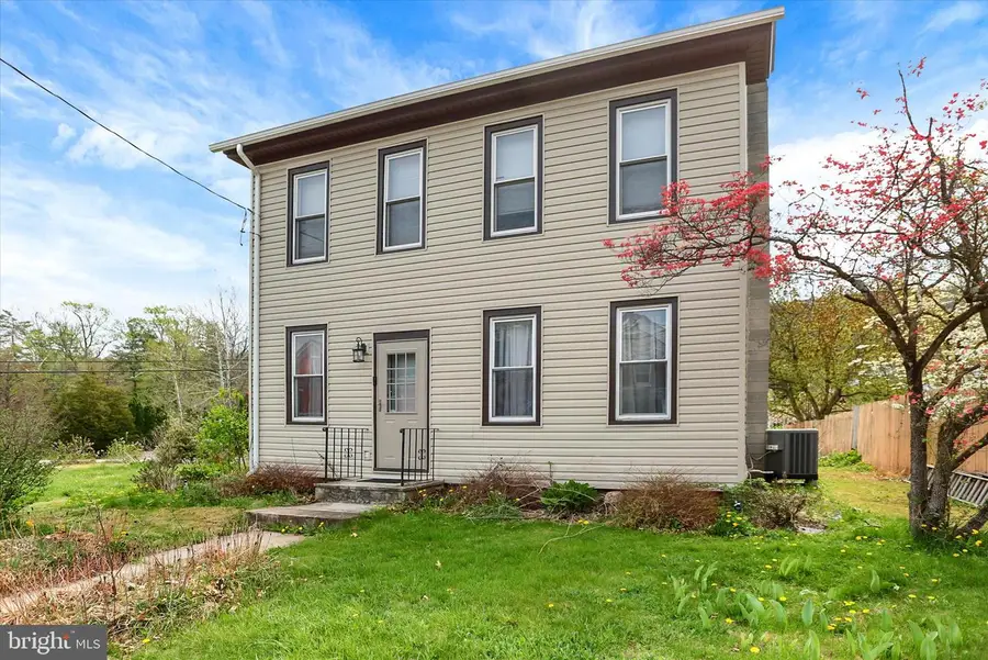 90 E Main St, Elizabethville, PA 17023 - #3