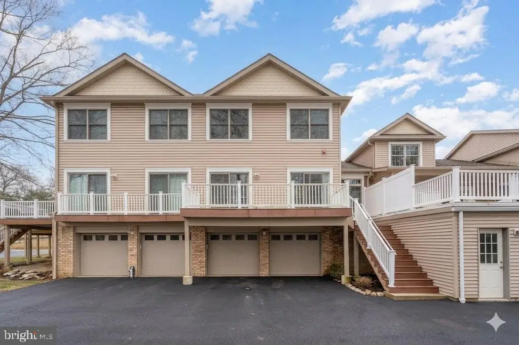 105 High Pointe Dr, Hummelstown, PA 17036 - #1