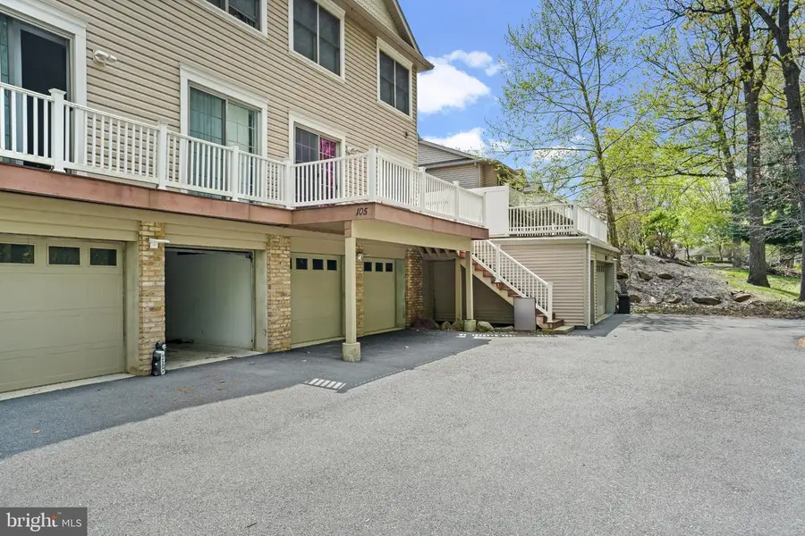 105 High Pointe Dr, Hummelstown, PA 17036 - #3