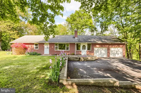 1401 La Carr Ln, DAUPHIN, PA 17018