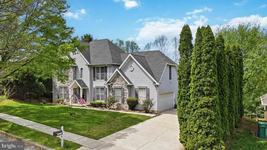 1221 Jill Dr, Hummelstown, PA 17036 - #3