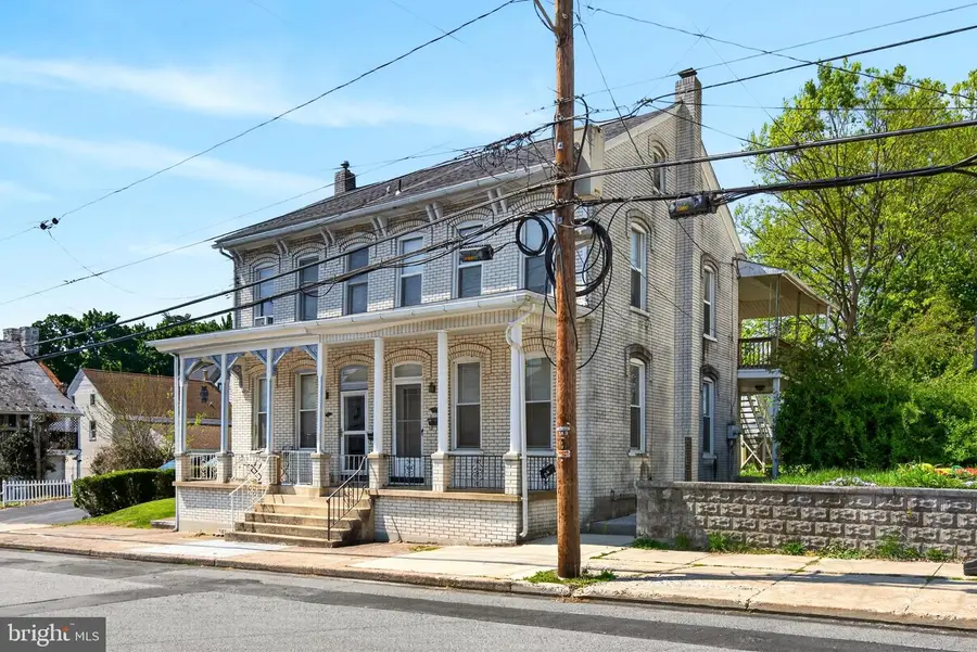 123 E Water St, Middletown, PA 17057 - #2