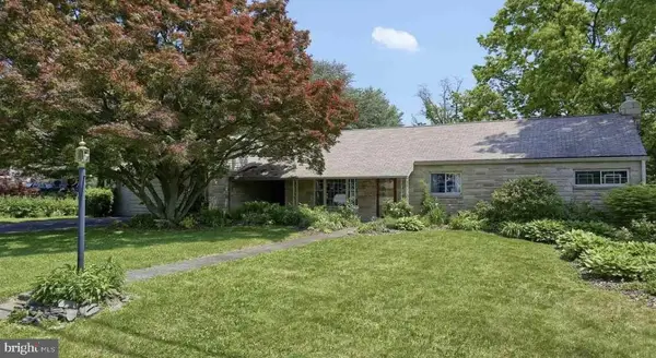 1411 Vesta Dr, HARRISBURG, PA 17112