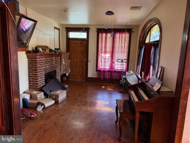 1633 Derry St, Harrisburg, PA 17104 - #2