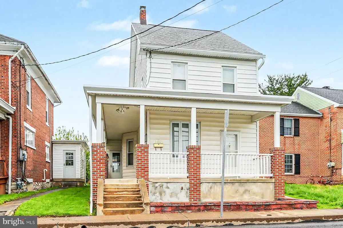 686 Highland St, Harrisburg, PA 17113 - #1