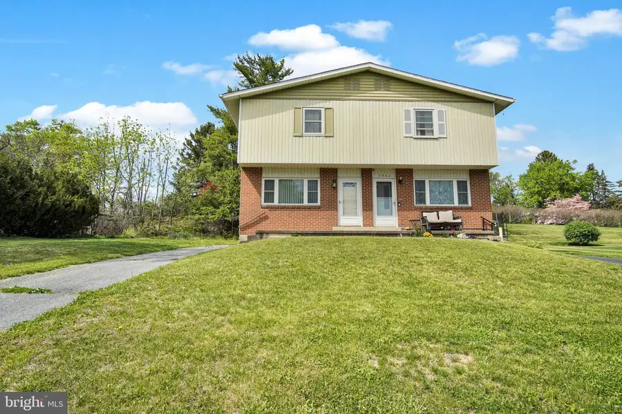 7952 Jefferson St, Hummelstown, PA 17036 - #3