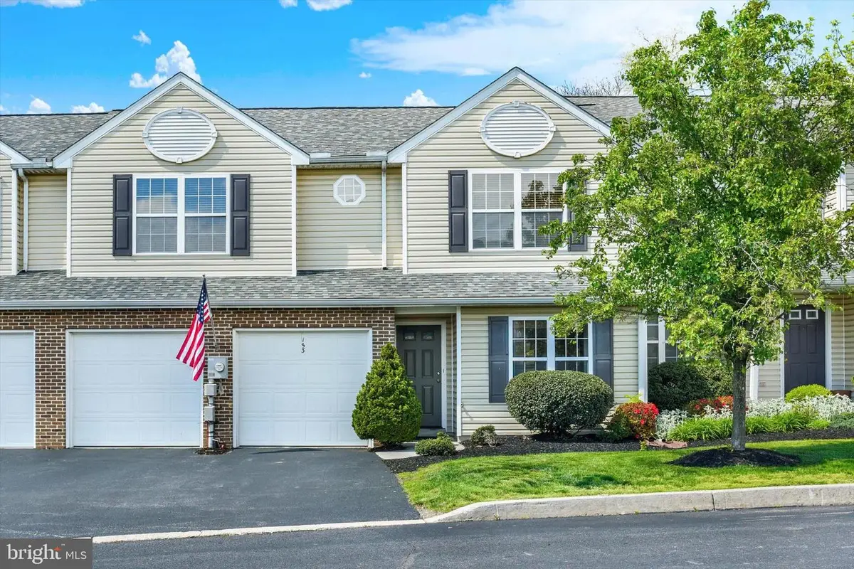 153 Peregrine Ln, Hummelstown, PA 17036 - #1