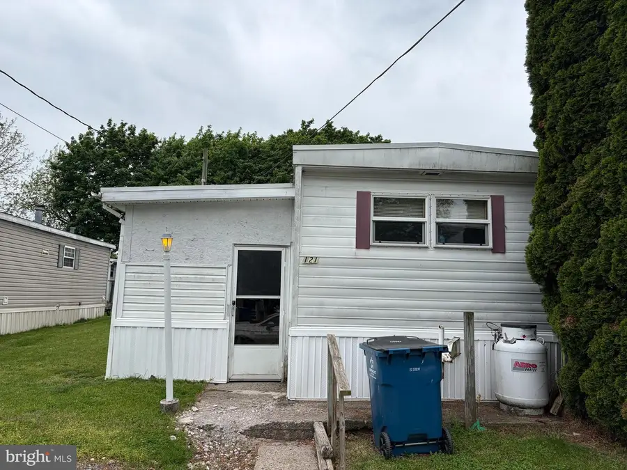 121 Grimm Ln, Middletown, PA 17057 - #2