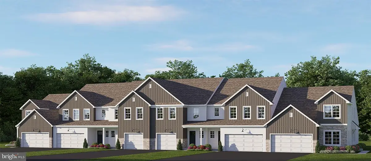 7831 Oak Brook Dr, Harrisburg, PA 17112 - #1