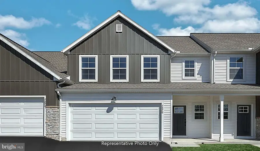 7831 Oak Brook Dr, Harrisburg, PA 17112 - #2