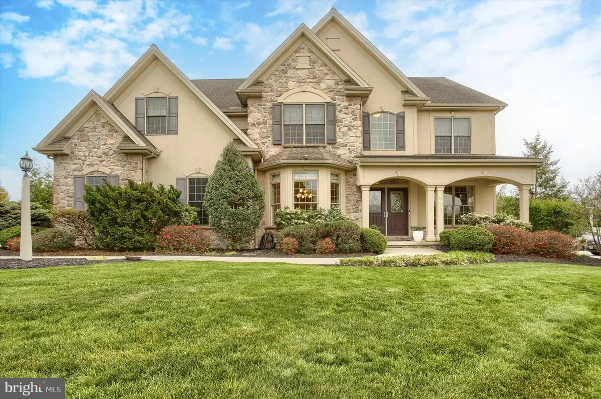 6445 Mccormick Ln, Harrisburg, PA 17111 - #1