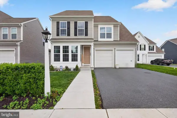 1829 Ethan Dr, HARRISBURG, PA 17110