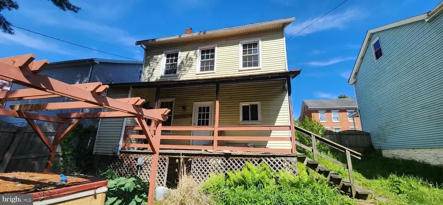 26 2nd St, Halifax, PA 17032 - #2