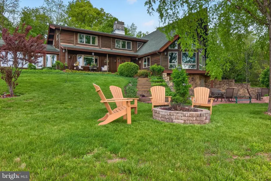 1121 Piketown Rd, Harrisburg, PA 17112 - #3