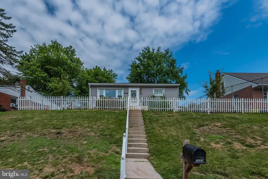 1231 E Caracas Ave, Hershey, PA 17033 - #2