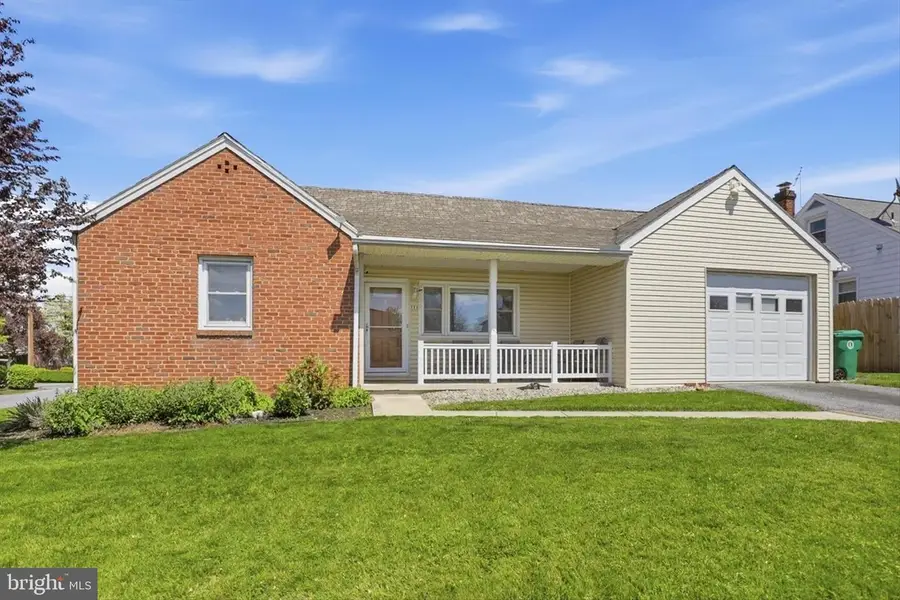 111 Lincoln Pl, Harrisburg, PA 17112 - #2