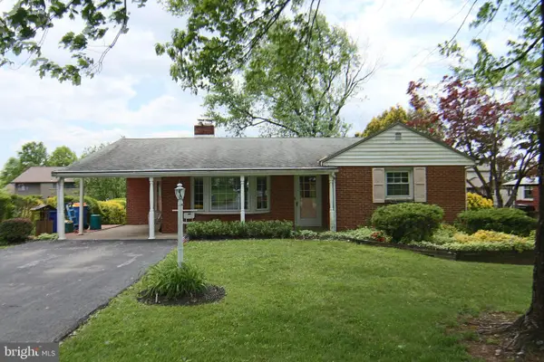 6893 Chambers Hill Rd, HARRISBURG, PA 17111