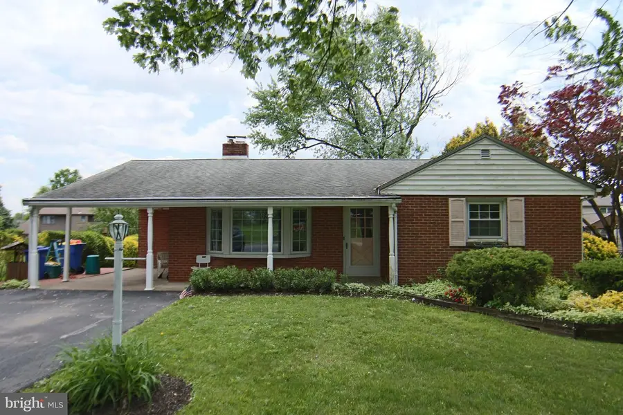 6893 Chambers Hill Rd, Harrisburg, PA 17111 - #2