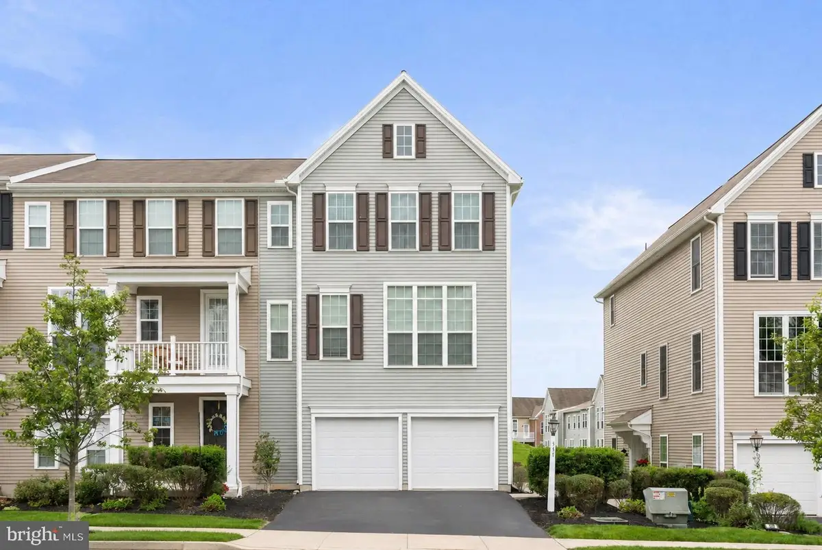 541 Fawn Ln, Hummelstown, PA 17036 - #1
