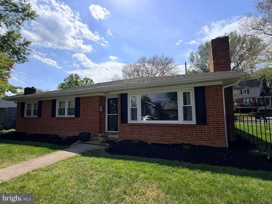 43 Oak Ln, Hershey, PA 17033 - #2