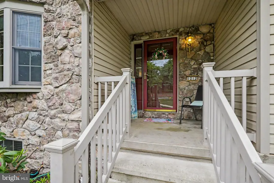 1212 Overlook Rd, Middletown, PA 17057 - #2
