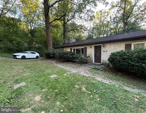 1412 Kaylor Rd, HUMMELSTOWN, PA 17036