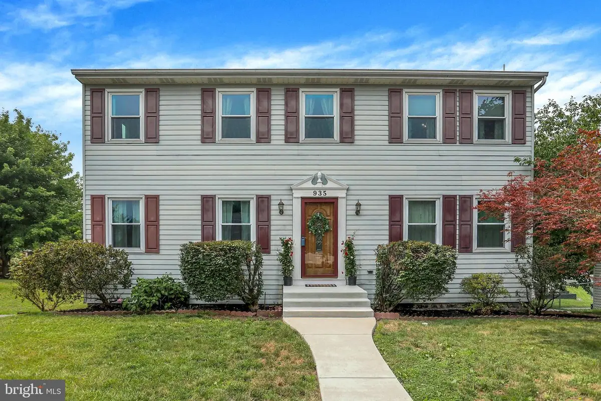 935 Pennsylvania Ave, Harrisburg, PA 17112 - #1
