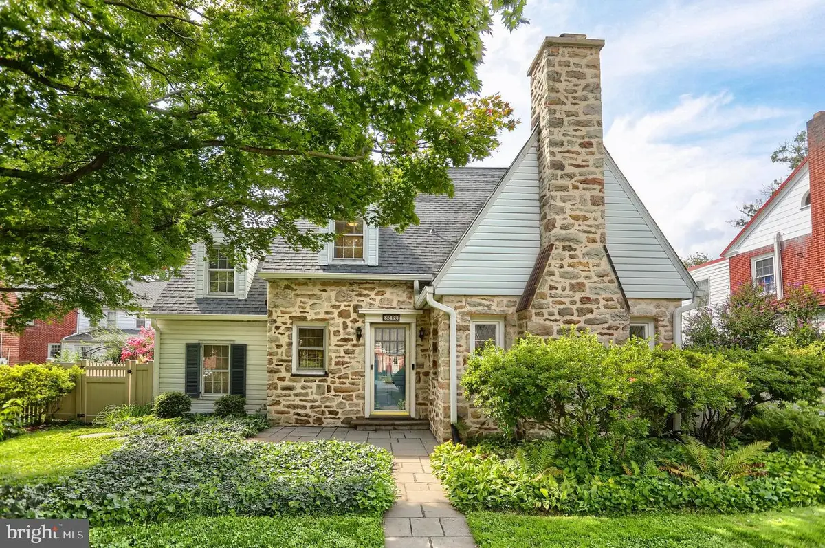 3502 N 3rd St, Harrisburg, PA 17110 - #1