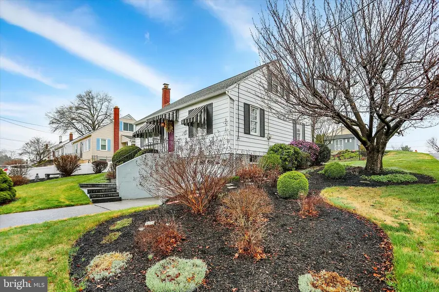 8164 Spruce Dr, Harrisburg, PA 17111 - #3