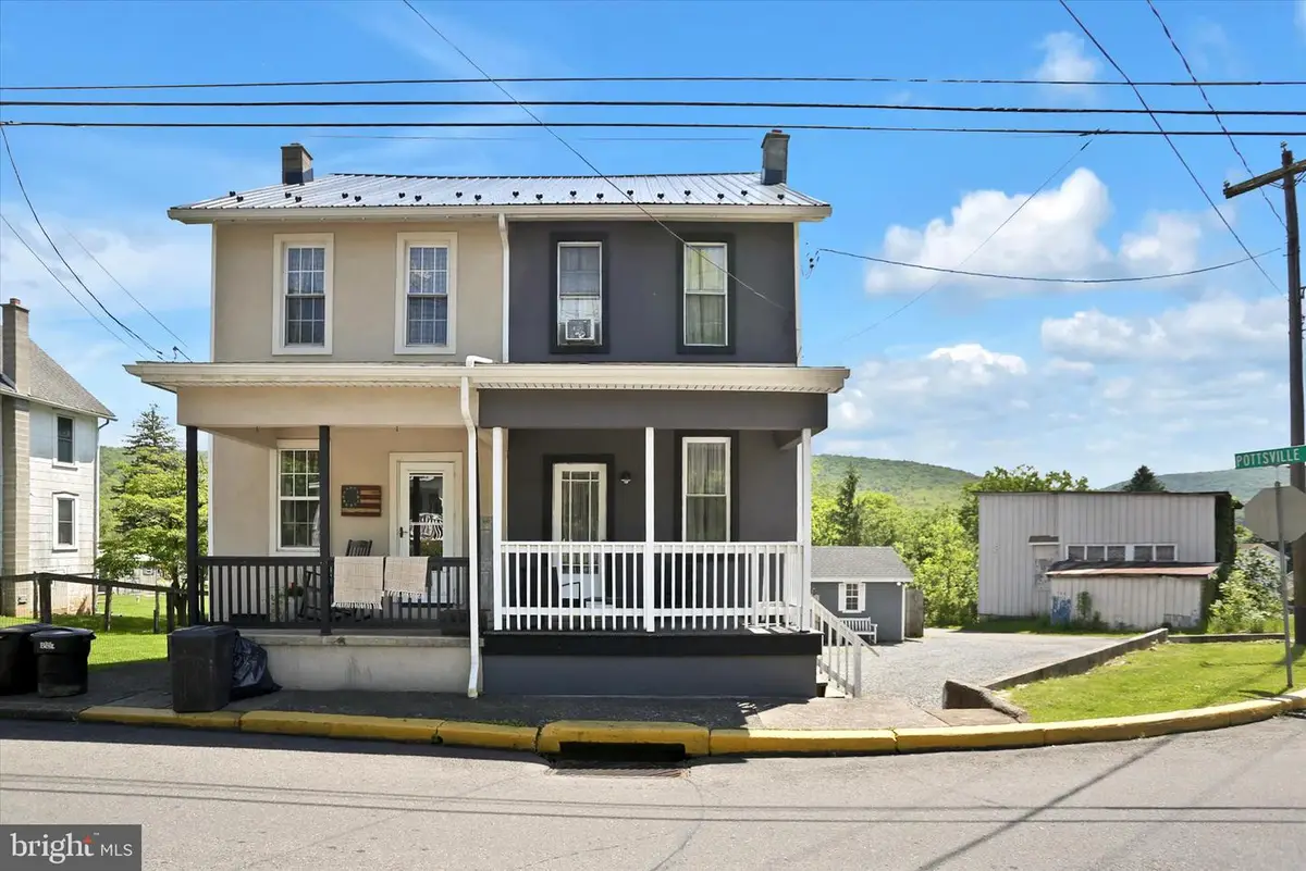601 Pottsville St, Wiconisco, PA 17097 - #1
