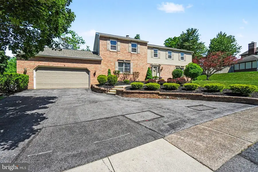 2265 Forest Hills Dr, Harrisburg, PA 17112 - #2