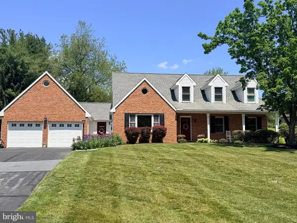10 Stoudt Rd, HUMMELSTOWN, PA 17036