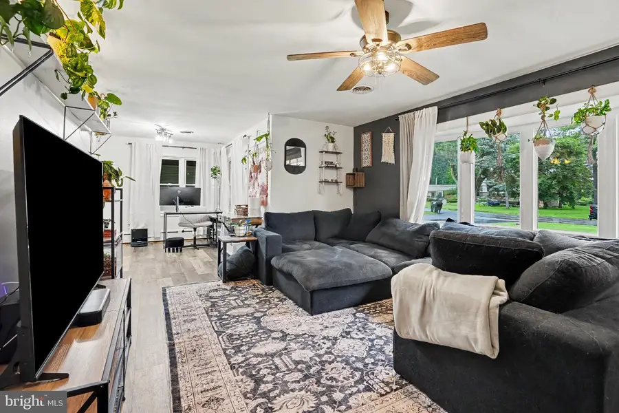 1029 Laurel Dr, Middletown, PA 17057 - #2
