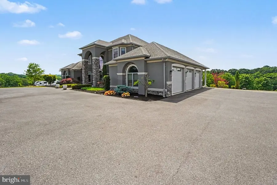 6551 Red Top Rd, Harrisburg, PA 17111 - #2