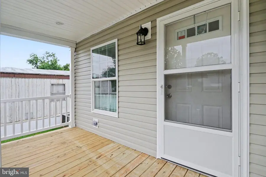 10 S Elmer Ave, Halifax, PA 17032 - #2