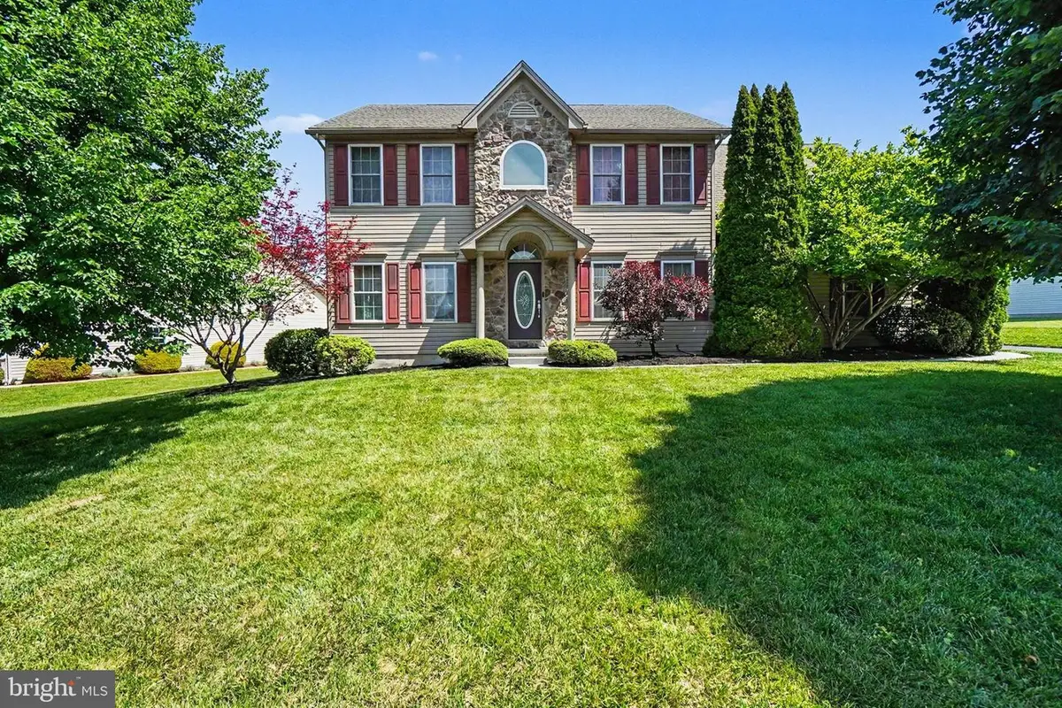 7322 Cobble Stone Dr, Harrisburg, PA 17112 - #1