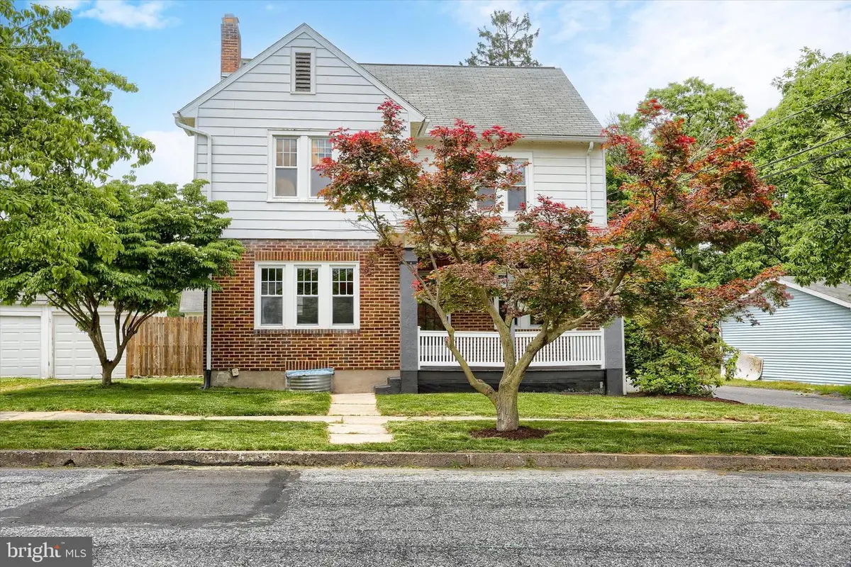 4 Oakleigh Ave, Harrisburg, PA 17111 - #1