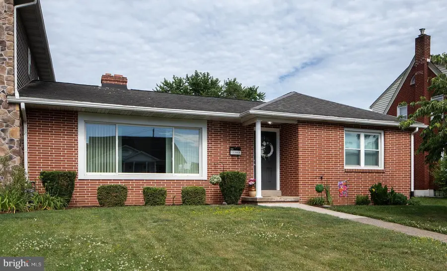 111 N Race St, Middletown, PA 17057 - #2