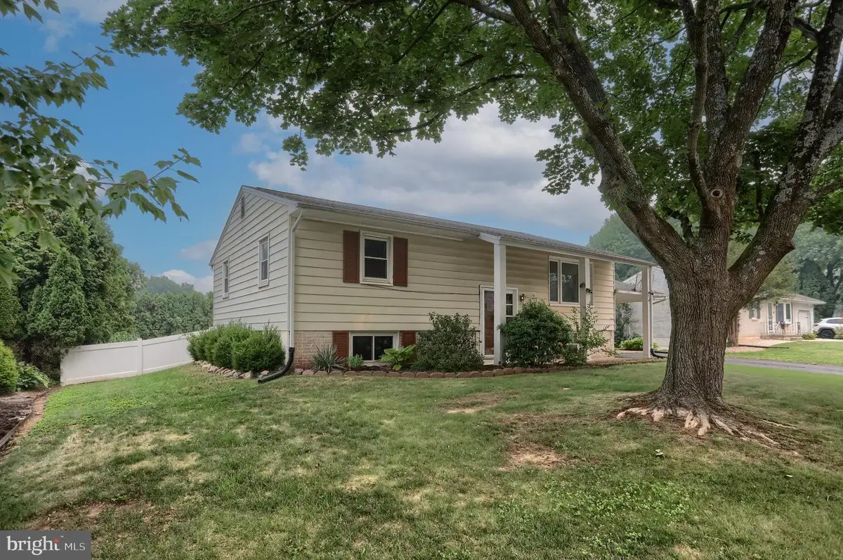 1132 Cornell Dr, Hummelstown, PA 17036 - #1