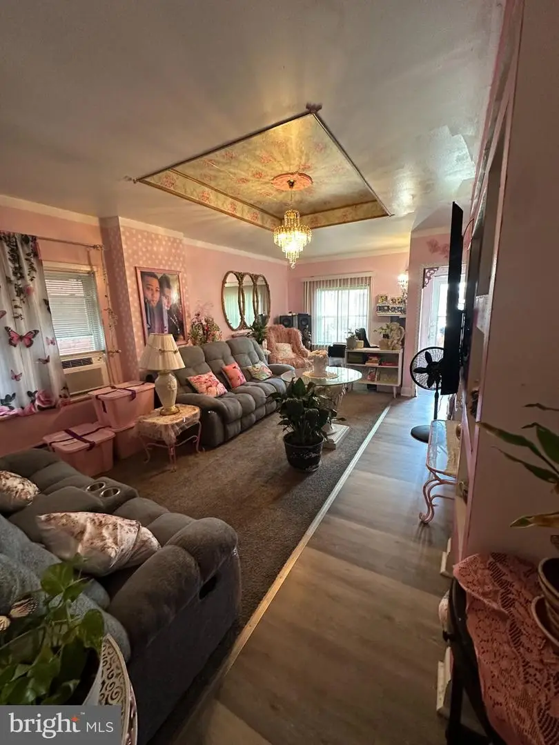 1912 Chestnut St, Harrisburg, PA 17104 - #2