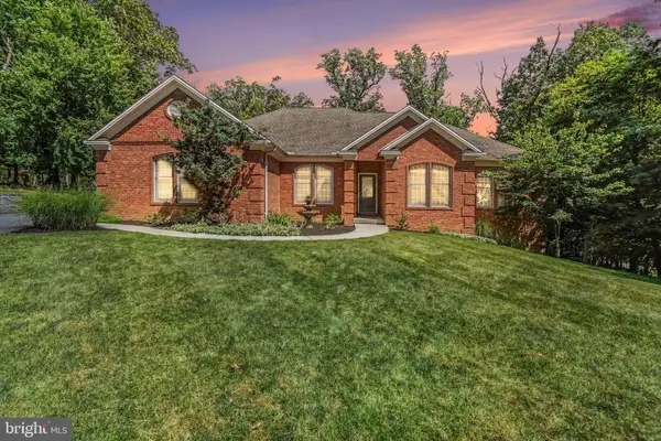 4805 Mountain Rise Dr, HARRISBURG, PA 17110