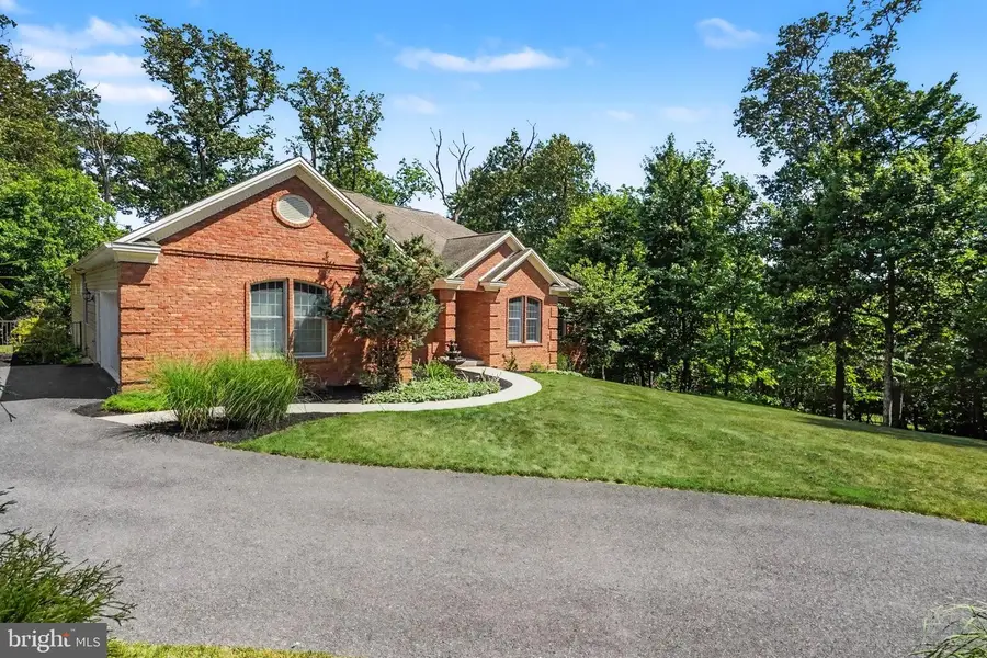 4805 Mountain Rise Dr, Harrisburg, PA 17110 - #3