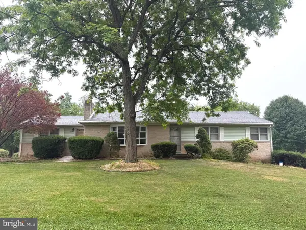 1141 Green Tree Rd, HARRISBURG, PA 17112