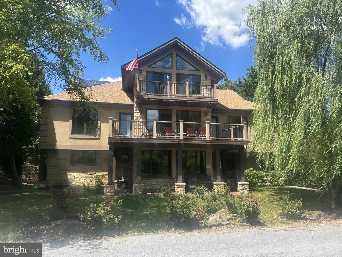 322 Olde Meadow Ln, Hershey, PA 17033 - #1