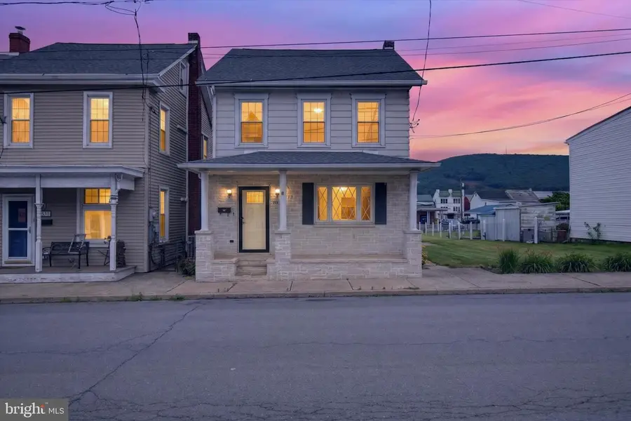 533 S 2nd St, Lykens, PA 17048 - #2