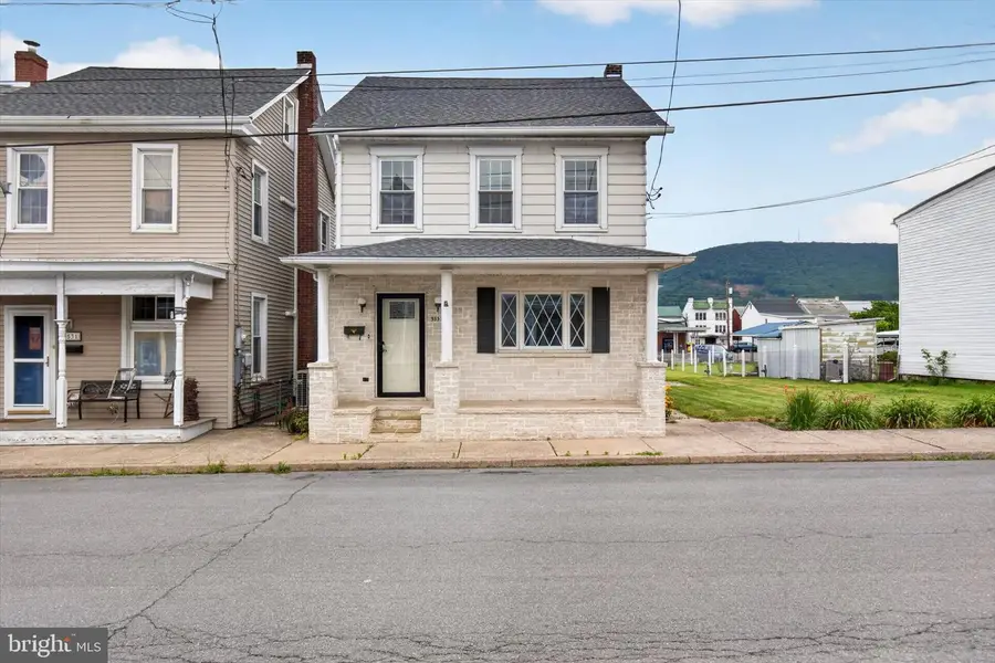 533 S 2nd St, Lykens, PA 17048 - #3